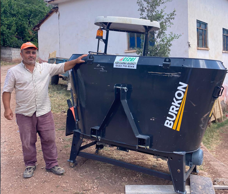 Burkon Tarım Makine Yem Karma Çözümleri: Verimli ve Kaliteli Yem Hazırlığı